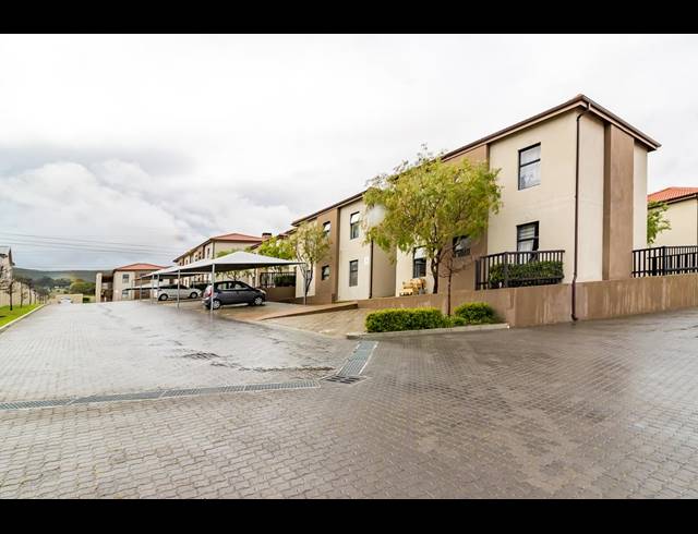 2 BEDROOM APARTMENT SOLD IN BURGUNDY ESTATE